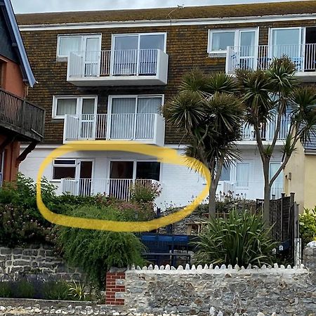 Vitamin Sea With A Sea View And Parking Lyme Regis Zewnętrze zdjęcie